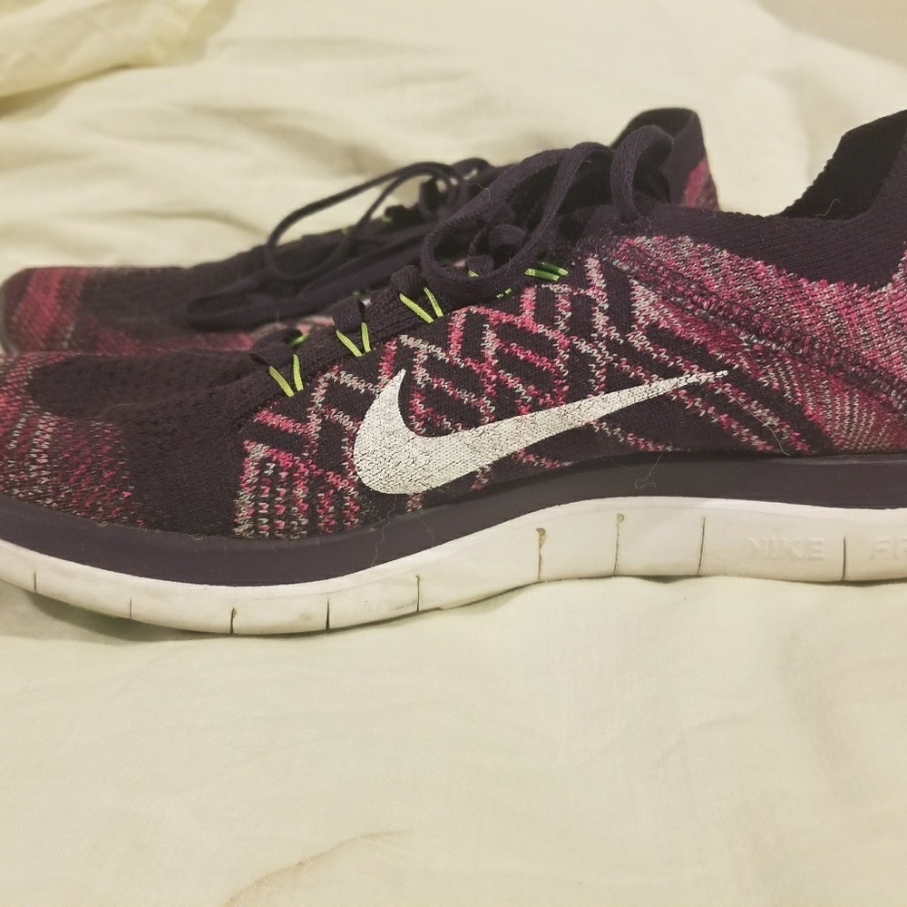 Nike Running Shoes - Picture 3 of 7